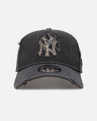 New Era New York Yankees 'Patent Leather' 9FORTY A-Frame Strapback Washed Black