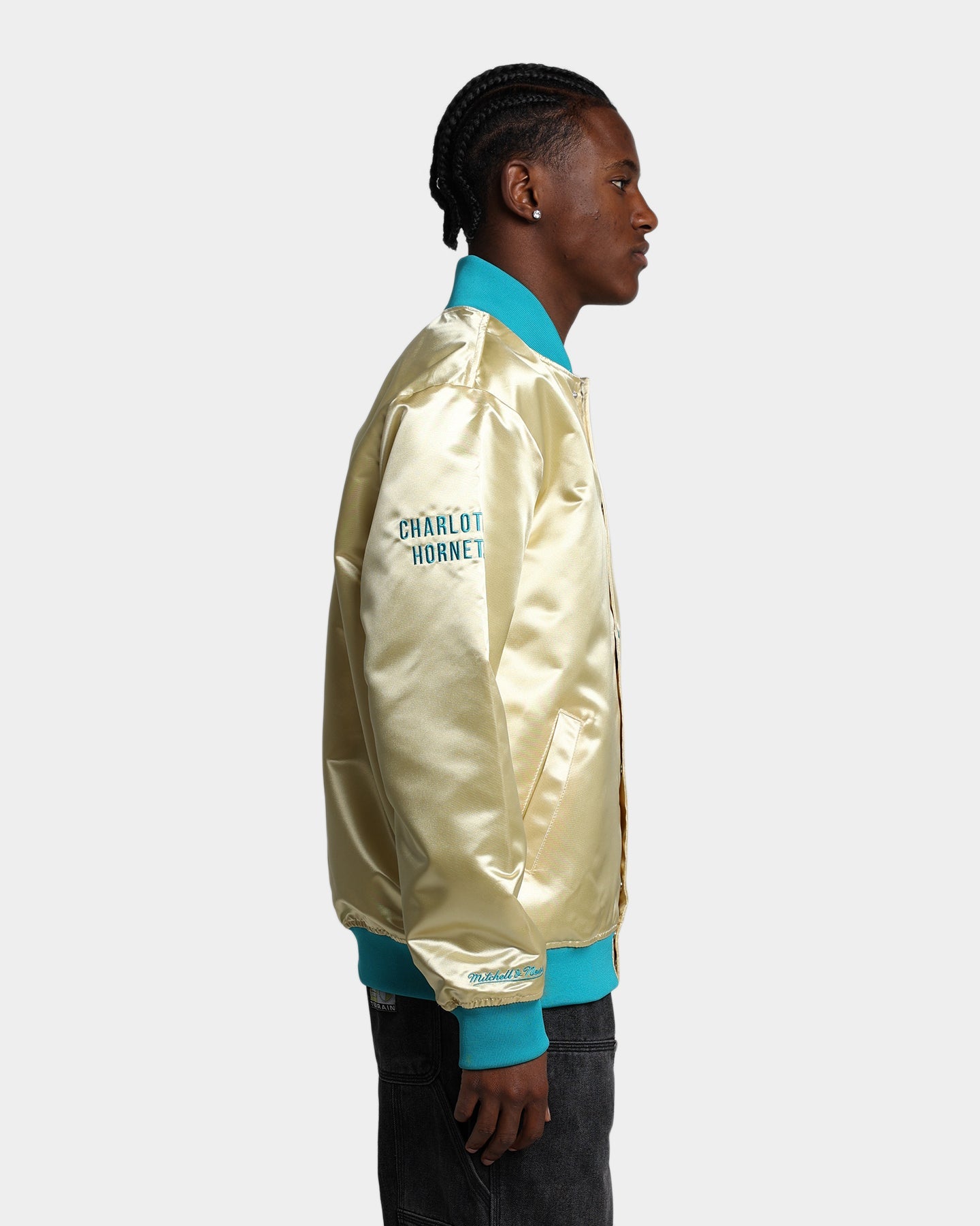 Mitchell & Ness Charlotte Hornets Fashion Lightweight Satin Jacket Light Gold
