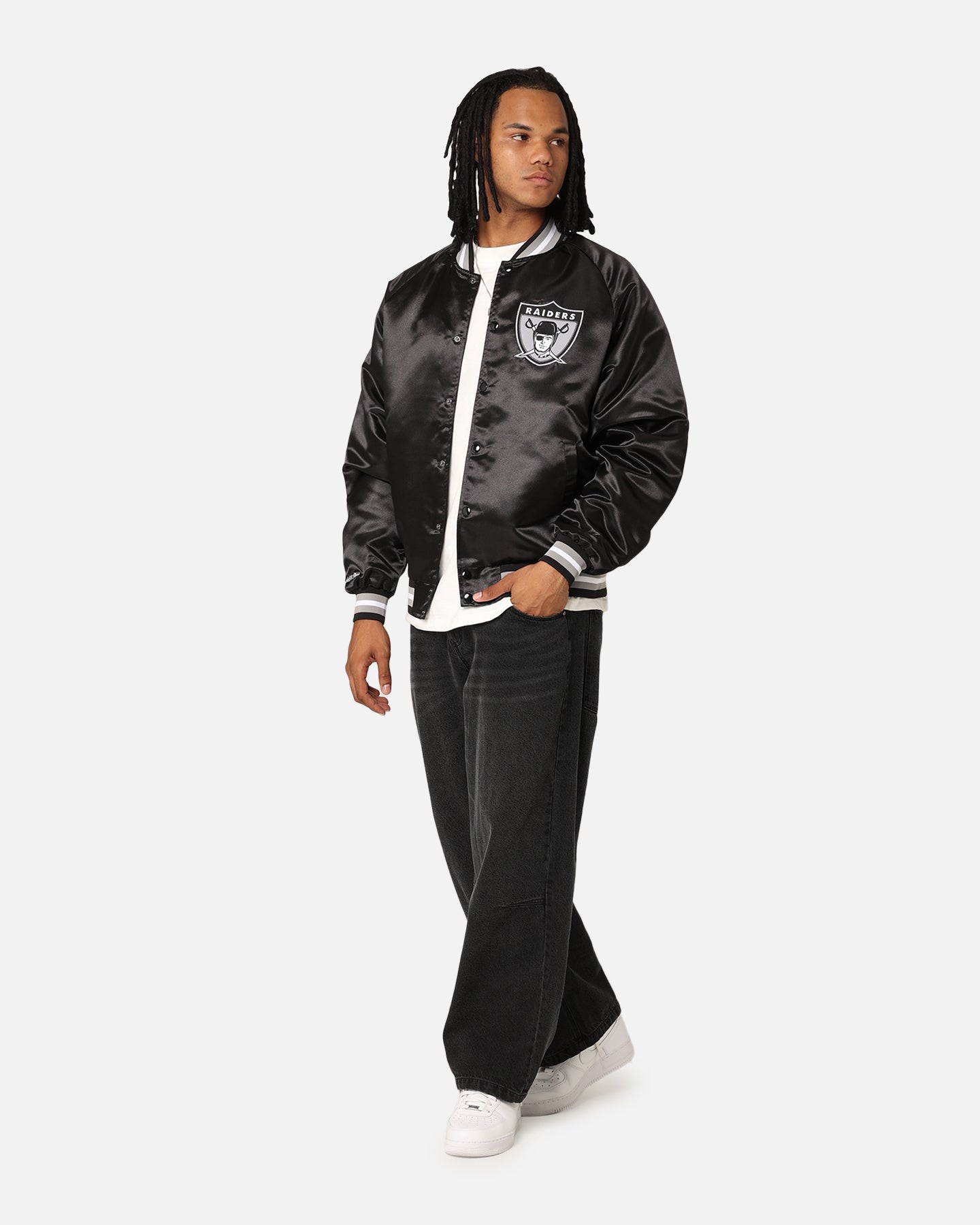 Mitchell & Ness Las Vegas Raiders Lightweight Satin Jacket Black