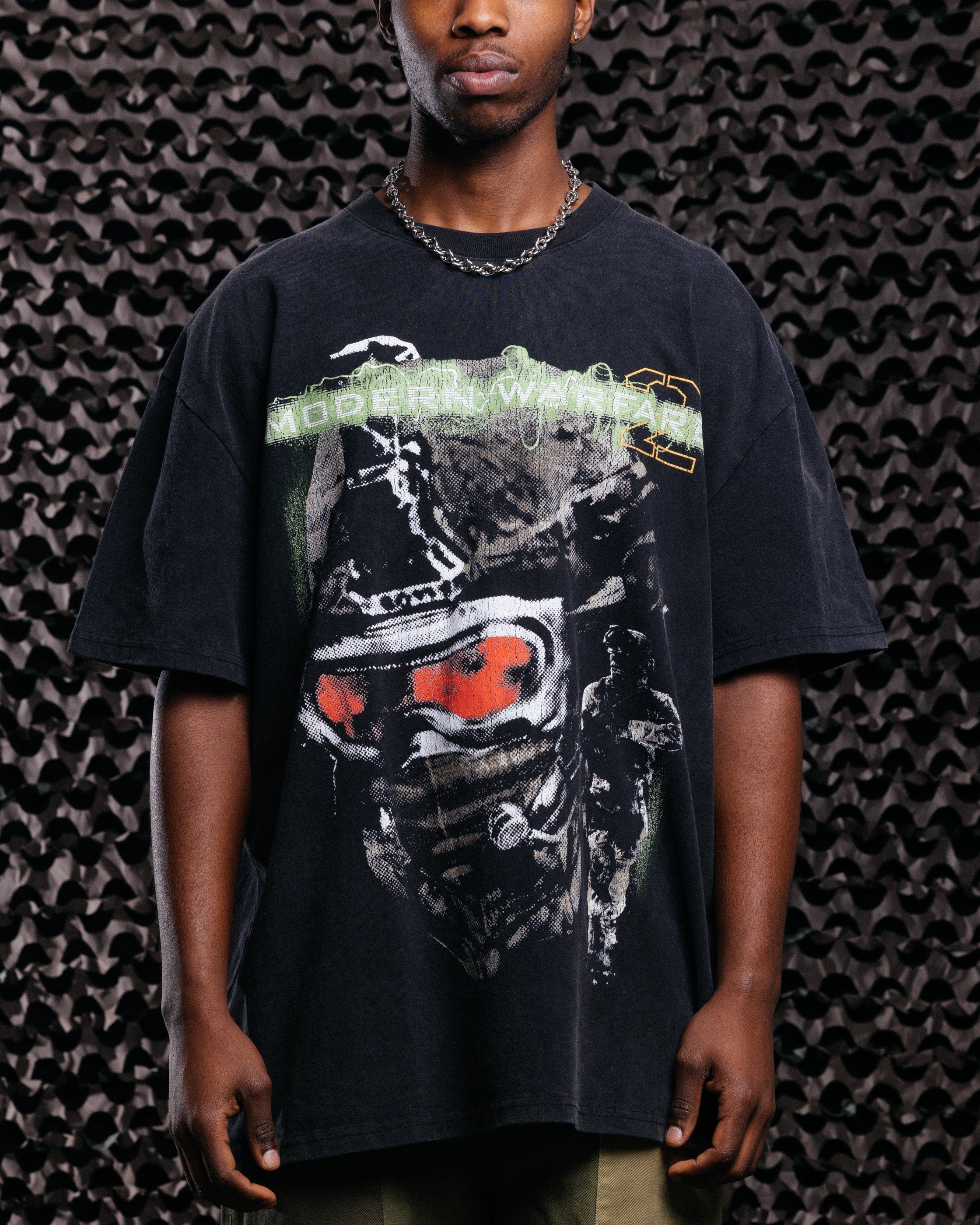 73Studio X Call Of Duty Modern Warfare 2 Vintage T-Shirt Black Acidwash