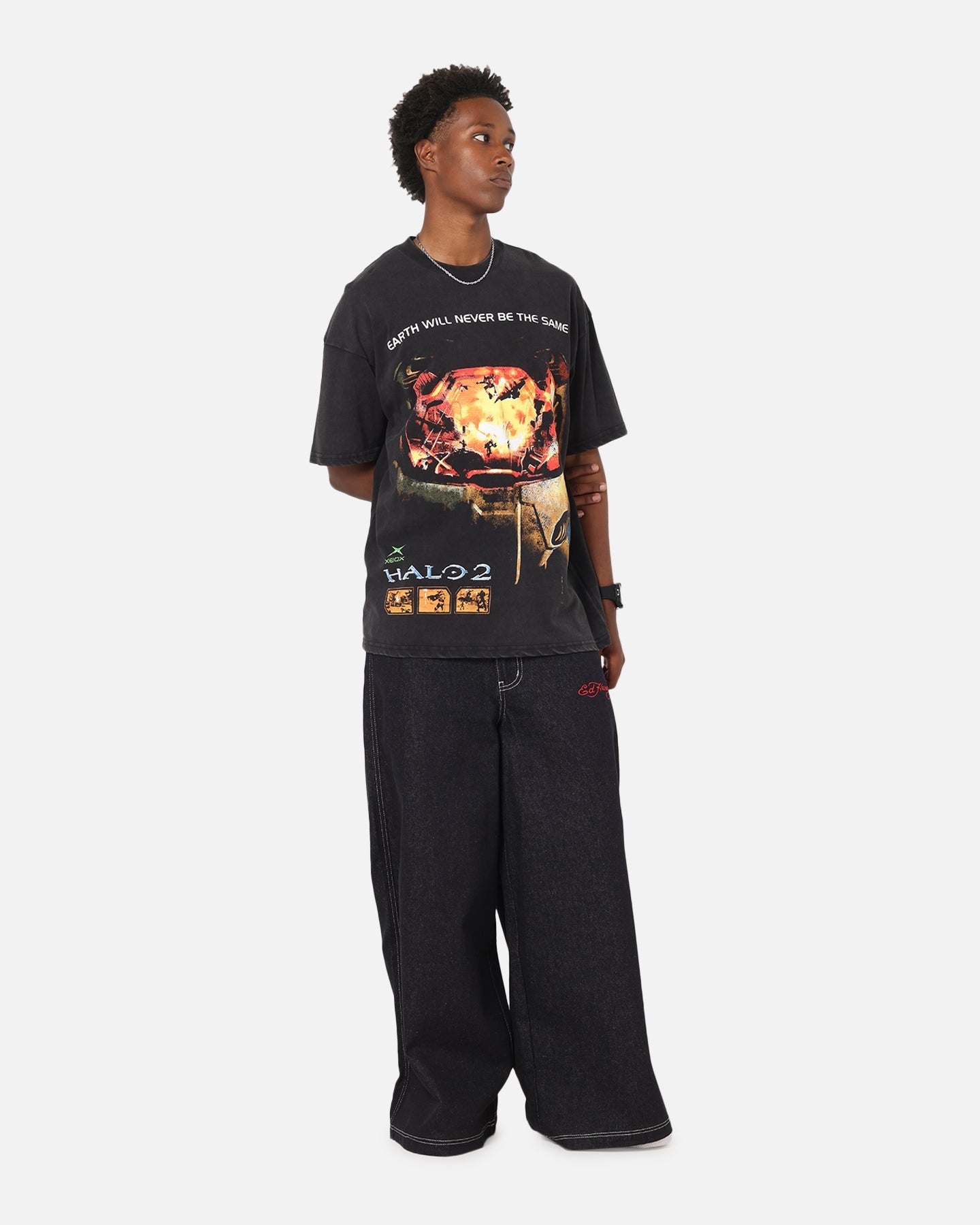 73Studio X Halo Halo 2 Masterchief Vintage T-Shirt Off Black