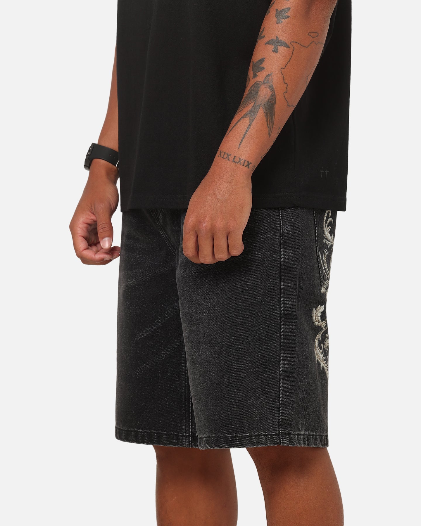 Saint Morta Amplus Baroque Jorts Black Shadow